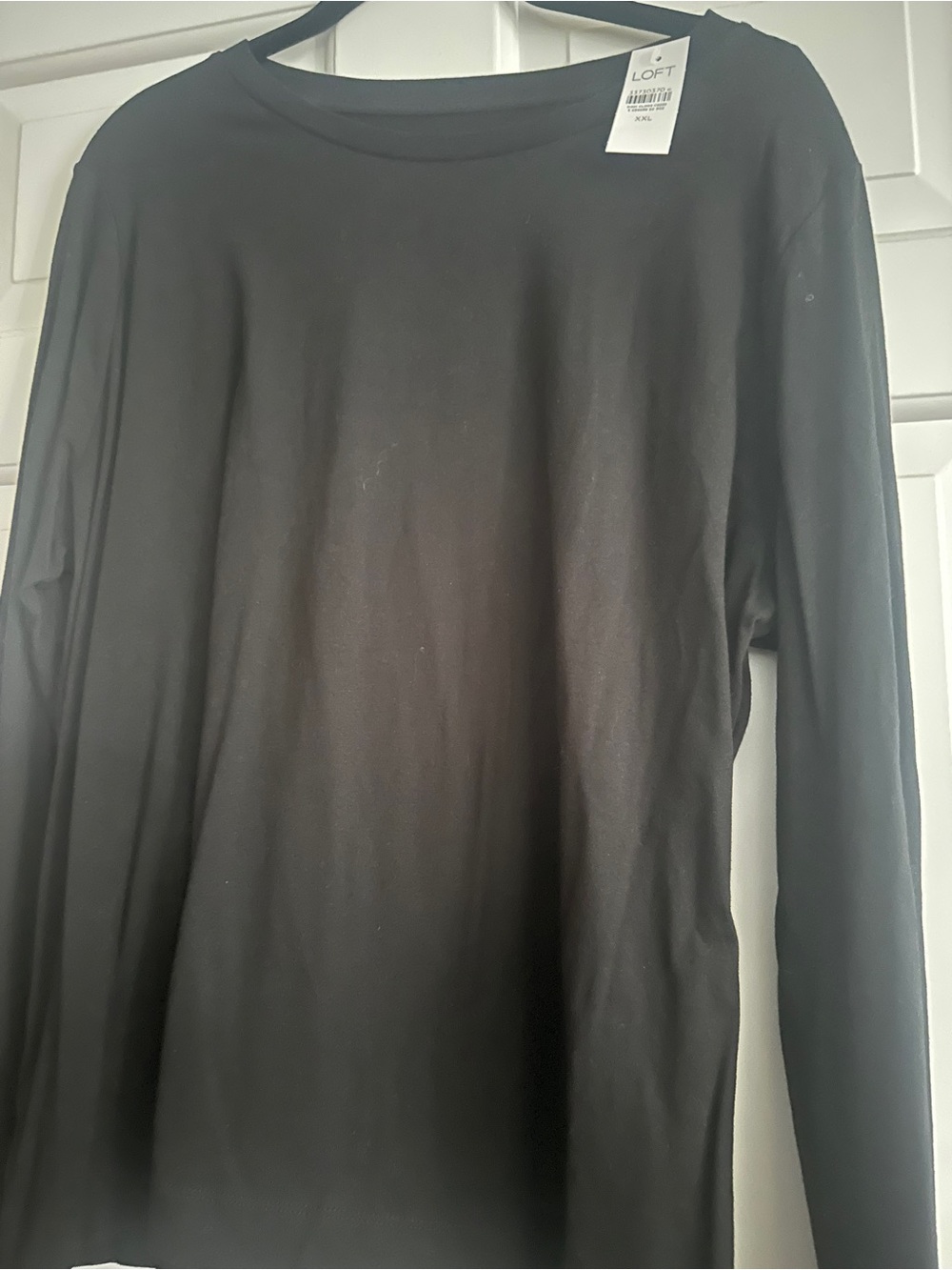 LOFT Black Long-Sleeve Crewneck Tee
